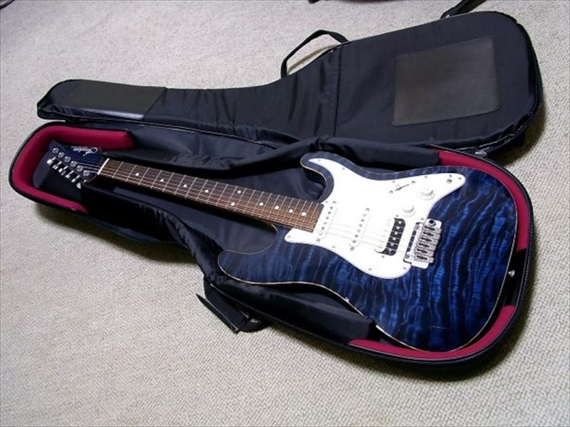 Freedom Custom Guitar Researchのオーダーギター FreedomCGRの神メンテナンス！ネジの締め方で倍音・鳴り方調整してギターが生まれ変わる！