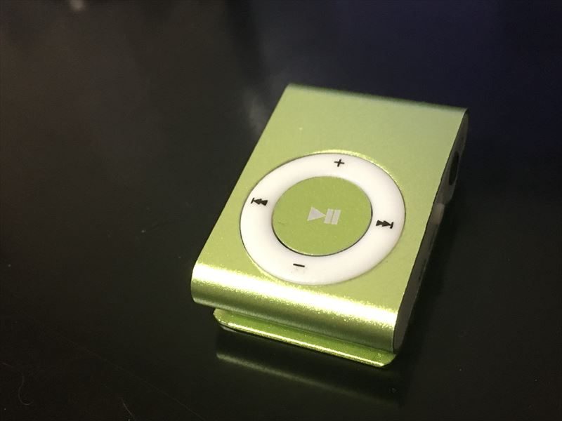 APOD MP3 / 激安MP3プレイヤー本体(クリップ式) 【99円】APOD MP3 / 激安MP3プレイヤーを買ってみた！【MA-8564】
