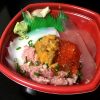 うおがし　海鮮丼 【500円】与野本町駅近の魚吉 丼丸の海鮮丼が安くてオイシイ！！芸術劇場の際の食事・ランチにオススメ！