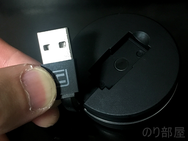 CAFELE USBケーブルは端子をボディに格納できるためコンパクト【徹底解説】便利すぎ！「CAFELE ライトニングケーブル USB 3in1巻取り式ケーブル」がオススメ！！！コンパクトで1つは持っておきたい3つの特徴と使用例を紹介！