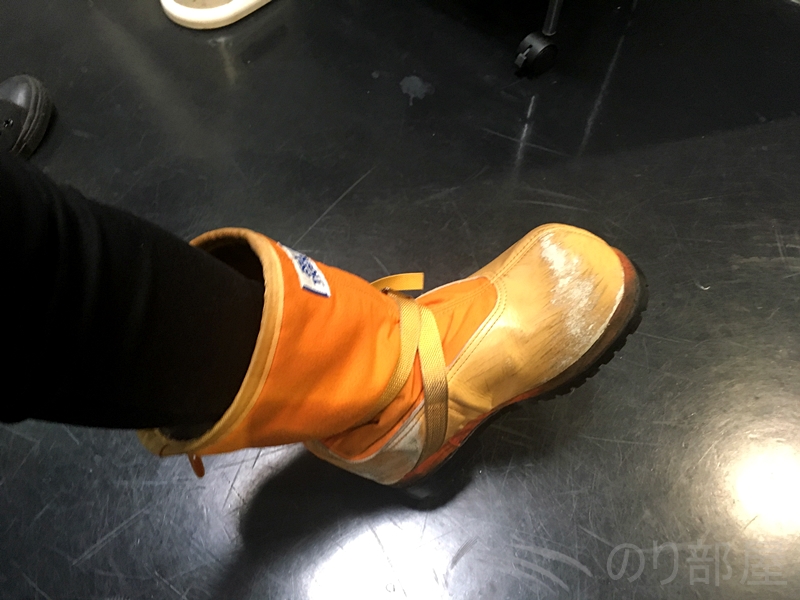 D靴　【オススメ】南極・北極科学館で南極の氷に触って､衣服も着られて面白い！【宇宙よりも遠い場所( #よりもい )好き必見！】