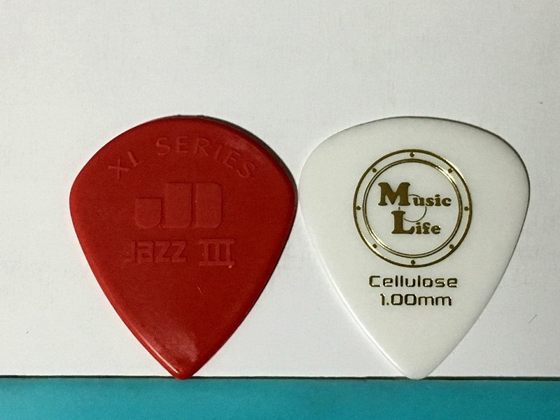 DUNLOP JAZZ XL ピックとの比較【MLピック】1枚50円 Small Teardrop スモールティアドロップ Polyacetal (ポリアセタール) ピックが完成しました！！【#7サイズ】