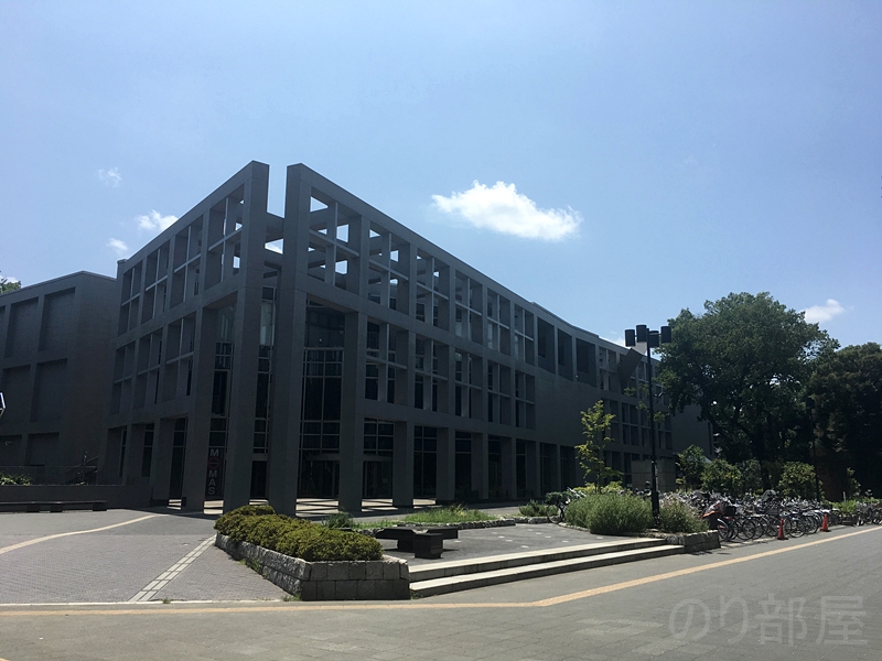 公園に入りそのまま真っ直ぐ進むと埼玉県立近代美術館が見えてきます。【画像多め】浦沢直樹展 原画の迫力､小学生時代のマンガに大感動！「YAWARA!」｢MONSTER｣「20 世紀少年」「PLUTO」好きは必見です！ #浦沢直樹展 【感想・レビュー】