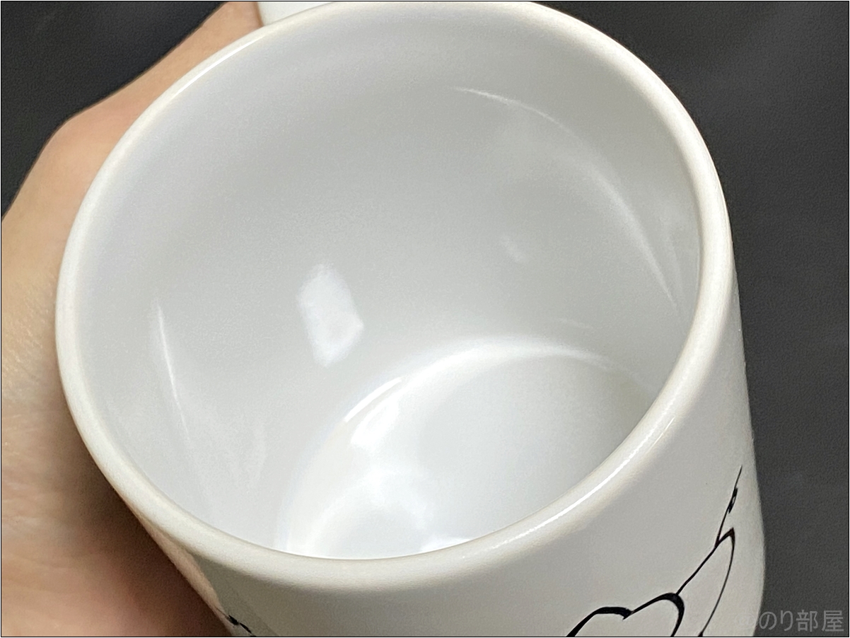 カップの汚れ･茶渋を激落ちくんでピカピカにキレイにした！汚れを落とす！【紅茶･コーヒーのマグカップ】【1分で解決】カップの汚れを簡単に取る方法。紅茶の茶渋跡を一瞬で簡単に安全に落とすことができます！【コーヒーやミルクティーのコップの汚れ】