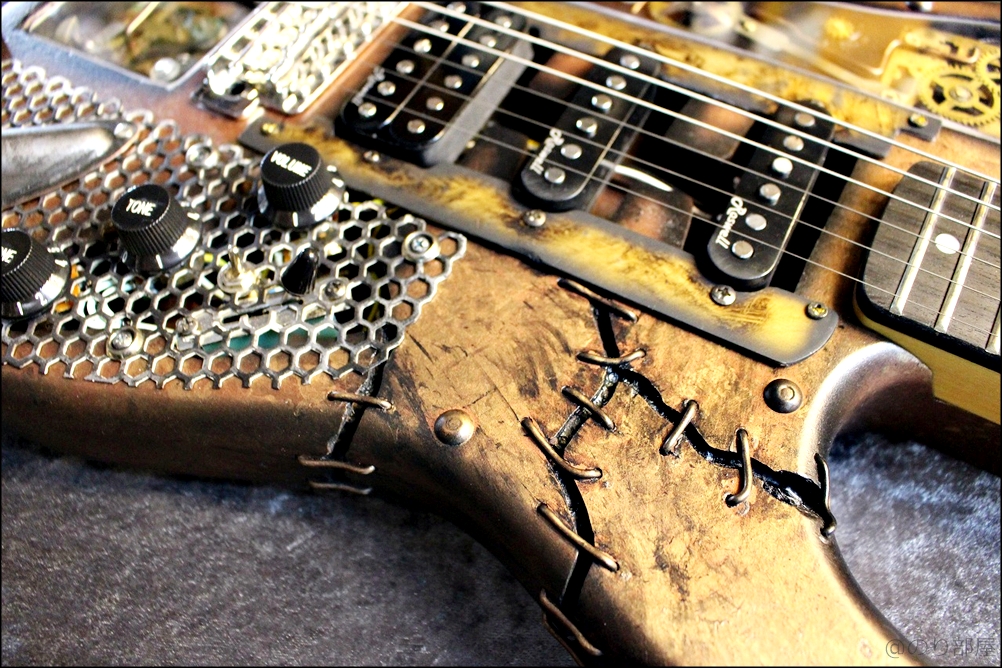 スチームパンク感のあるギターが超カッコイイ!Martper Guitarsの見た目の強さがオススメ！ Martper Guitars Telecaster Type Custom Made Model "Frankenstein Steampunk" 