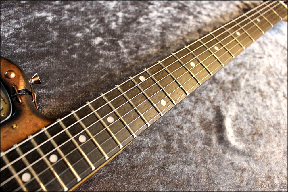 スチームパンク感のあるギターが超カッコイイ!Martper Guitarsの見た目の強さがオススメ！ Martper Guitars Telecaster Type Custom Made Model "Frankenstein Steampunk" 